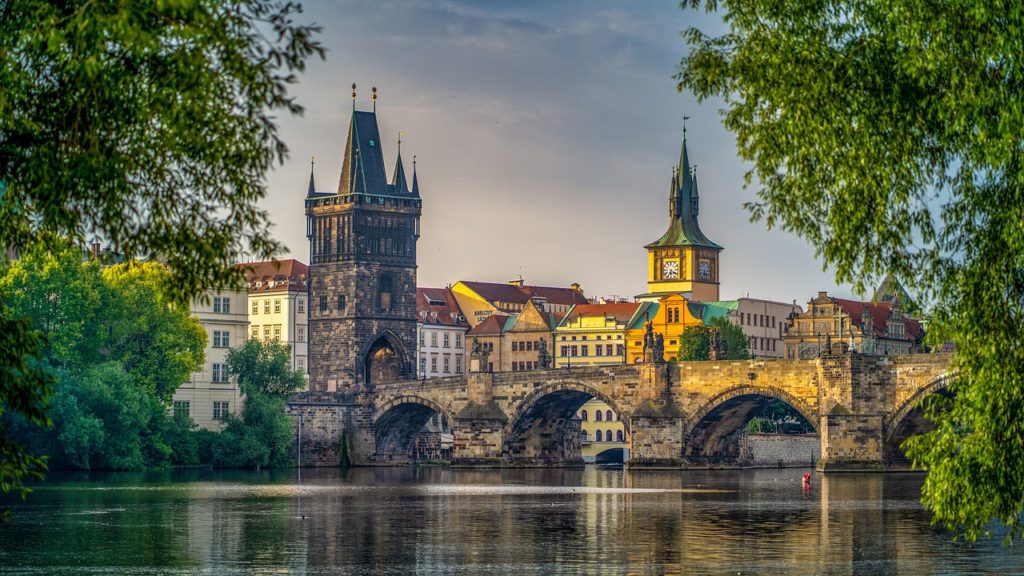 prague, bridge, city-4317016.jpg